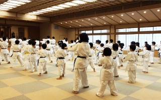 空手合宿のイメージ